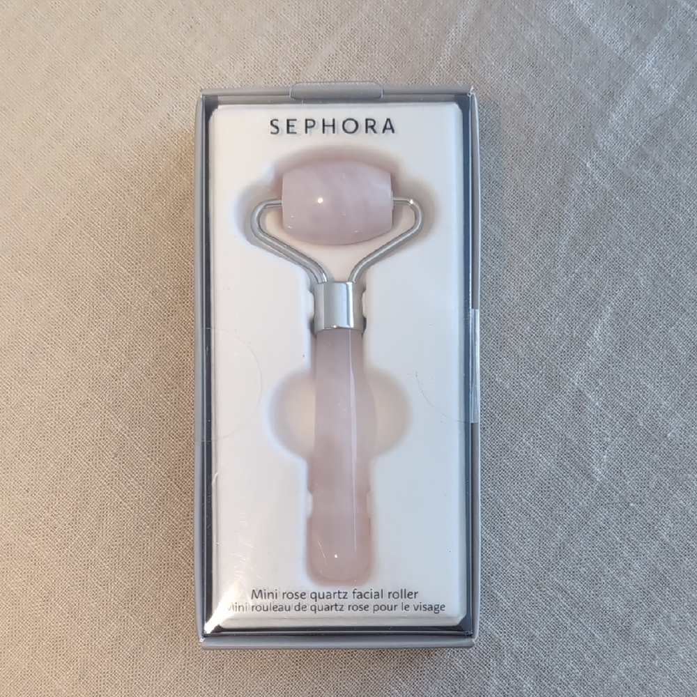 Sephora Pink Quartz Mini Facial Roller